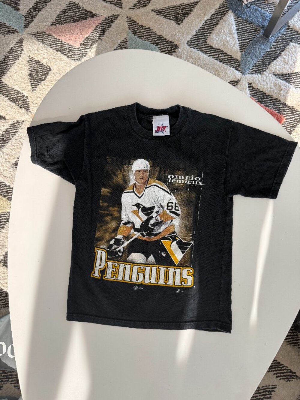 Vintage Mario Lemieux Pittsburgh Penguins T-Shirt, Youth Large